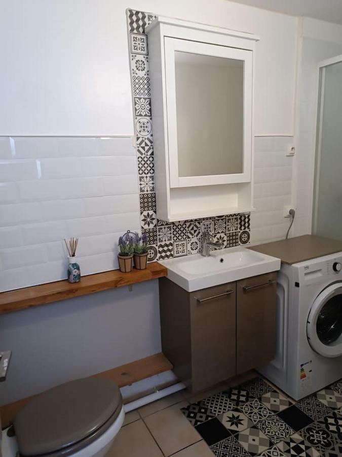 Cosy Appartement Intra-Muros Авиньон Екстериор снимка