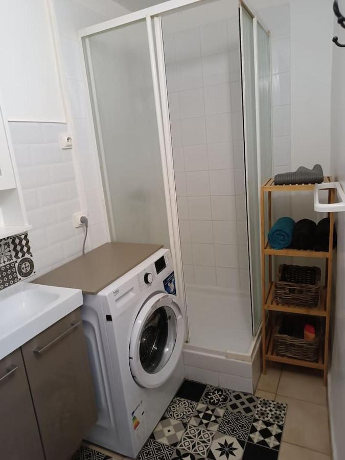 Cosy Appartement Intra-Muros Авиньон Екстериор снимка